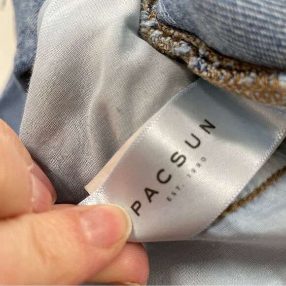 Pacsun Medium Wash Distressed Girlfriend High Rise Jeans Womens 26 Blue Denim - Picture 12 of 12